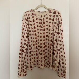 Kate Quinn Men’s Gingerbread Cookie Top